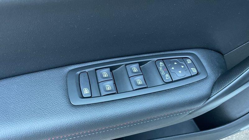 Renault Mégane MEGANE SPORTER R.S. LINE Plug-In Hybrid E-TECH 160