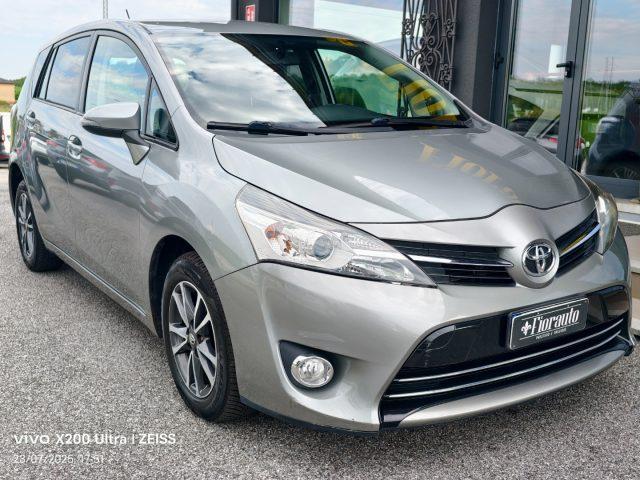 TOYOTA Verso 2.0 D Active 7 posti