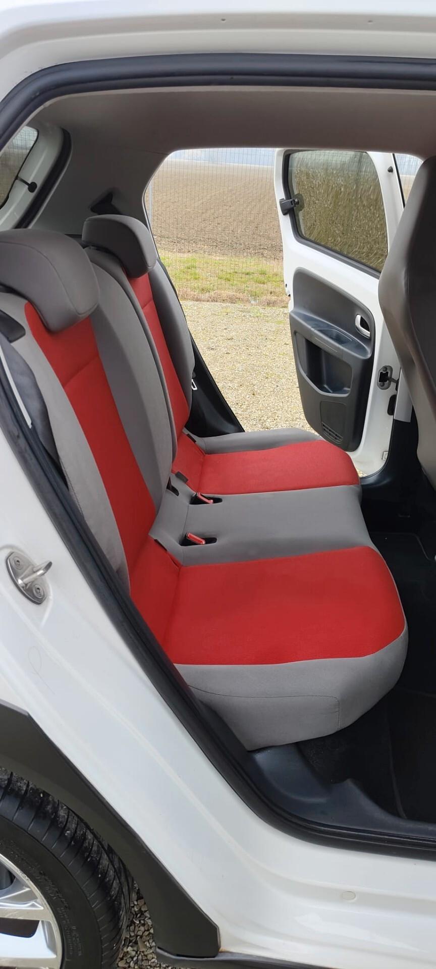 Volkswagen up! 1.0 75 CV 5p. cross