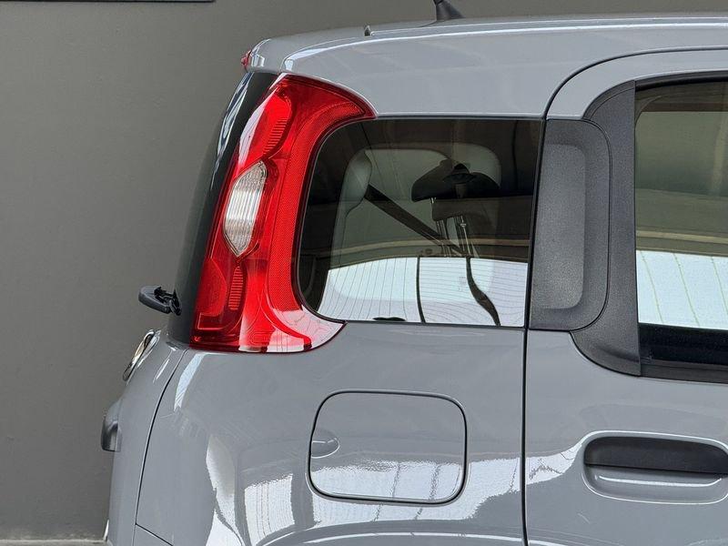 FIAT Panda 1.2 Easy 69cv E6 UNIPRO NEOPATENTATI CRONOLOGIA TAGLIANDI