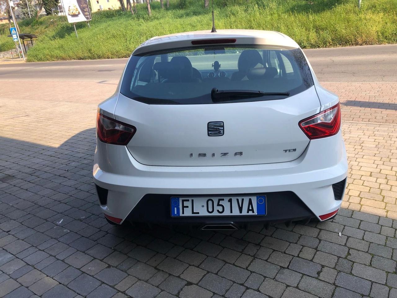 Seat Ibiza 1.4 TDI 75 CV