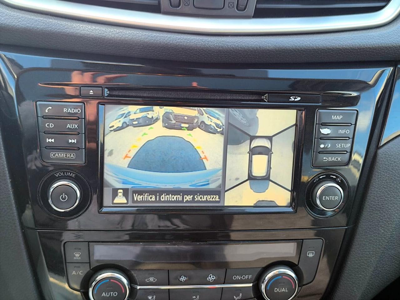 Nissan Qashqai 1.5 dCi 110 CV 360 2015