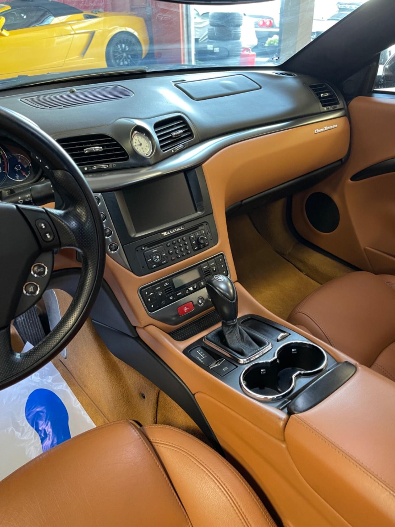 Maserati GranTurismo 4.2 V8 PERMUTE
