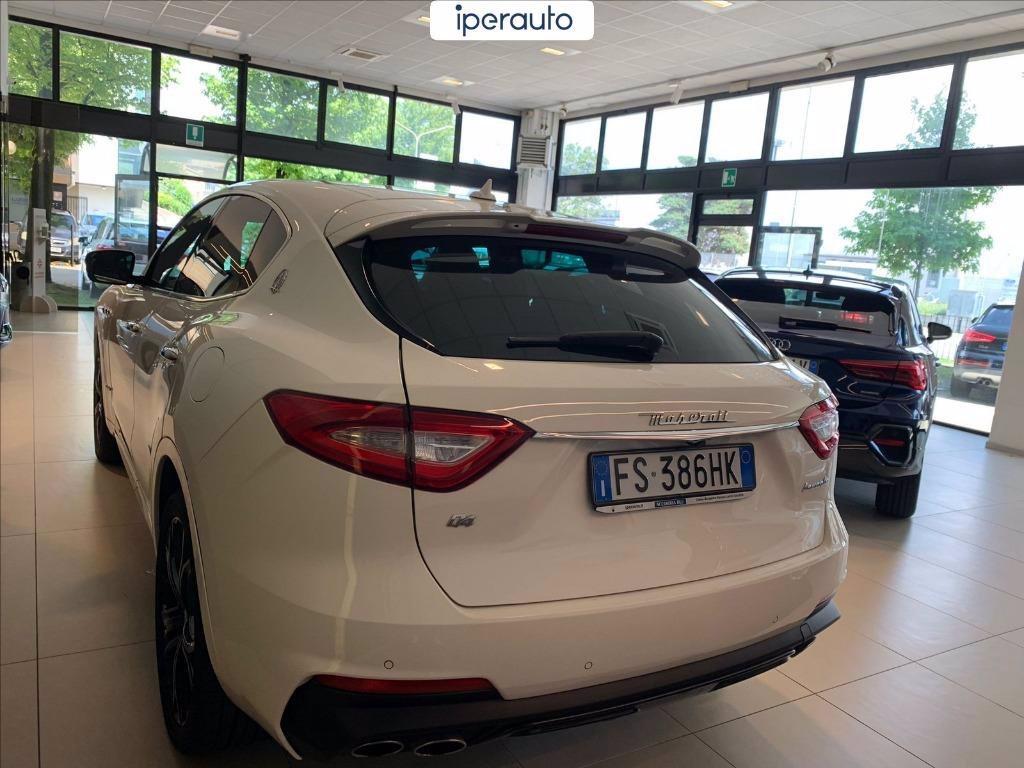 MASERATI Levante 3.0 v6 gransport 250cv auto del 2018