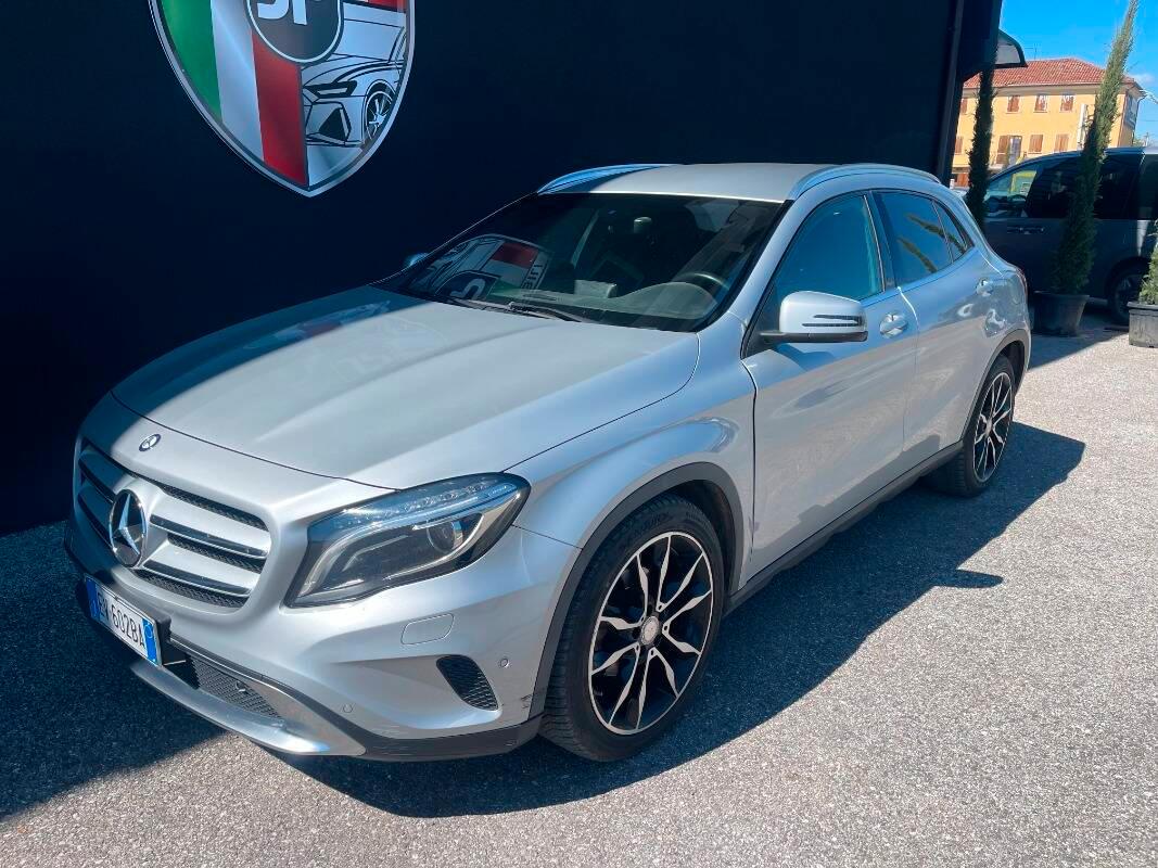 Mercedes Classe GLA 220 d (cdi) Sport 4matic 170cv auto