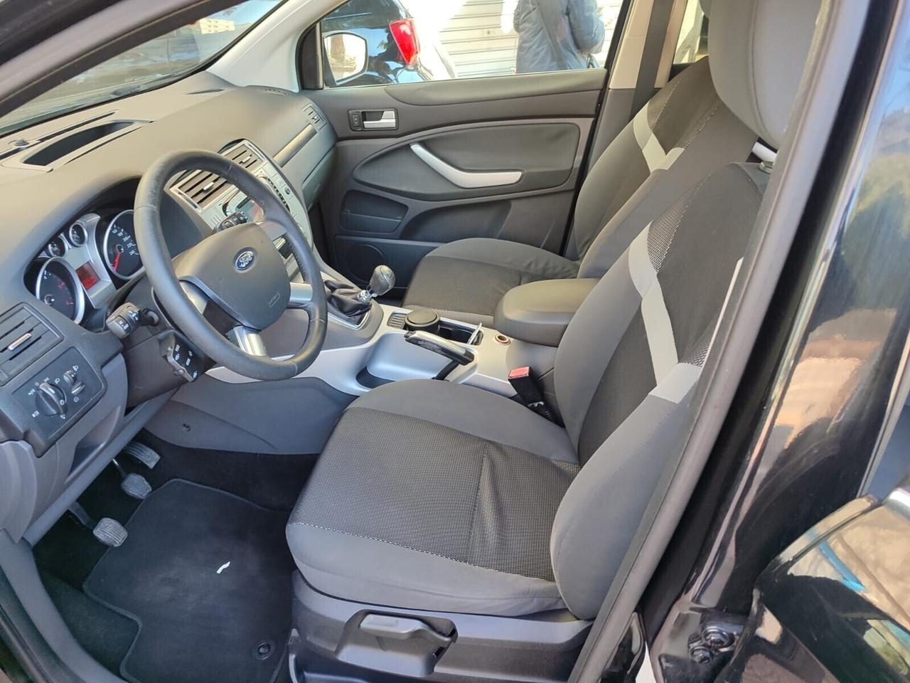 Ford Kuga 2.0 TDCi 136 CV TITANIUM!!!