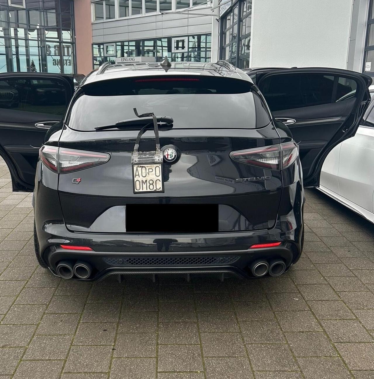 A.R. Stelvio Quadrifoglio 510 CV-22 omologati-Sparco-Carbonio