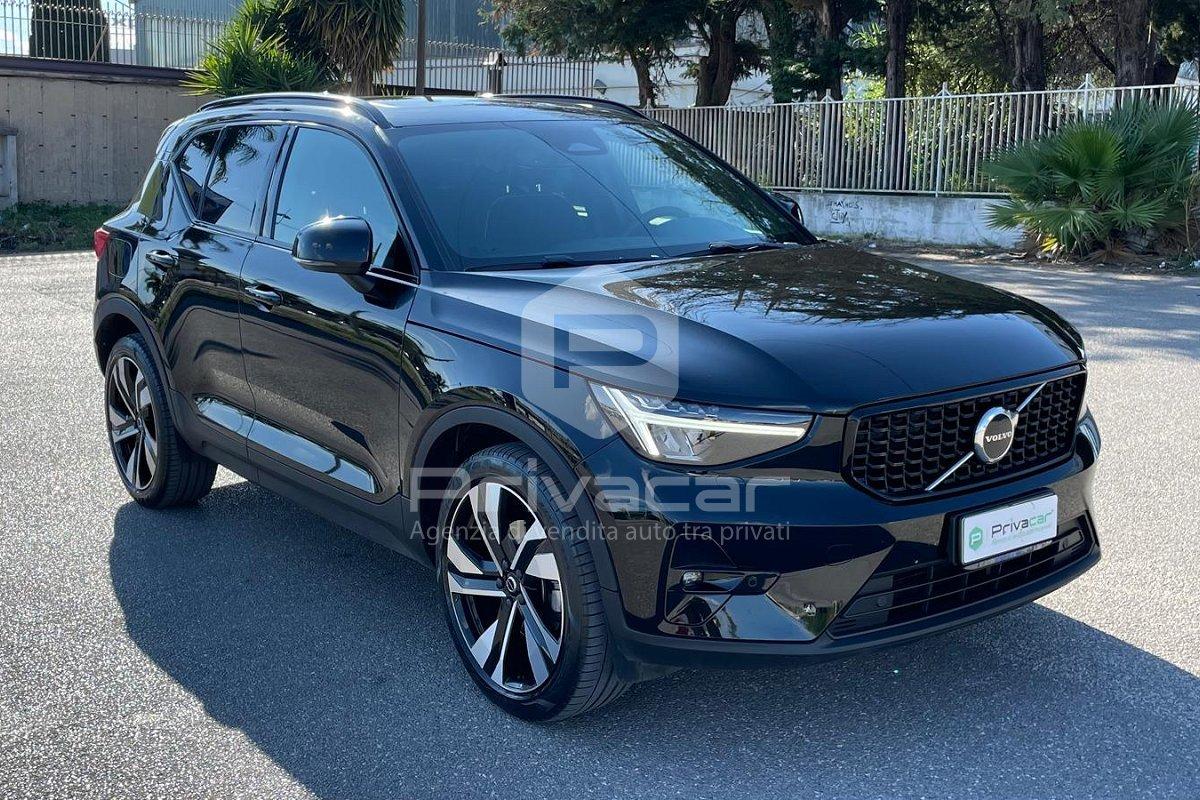 VOLVO XC40 B3 automatico Ultimate Dark