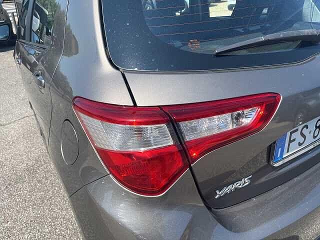 Toyota Yaris 1.0 72 CV 5 porte Cool