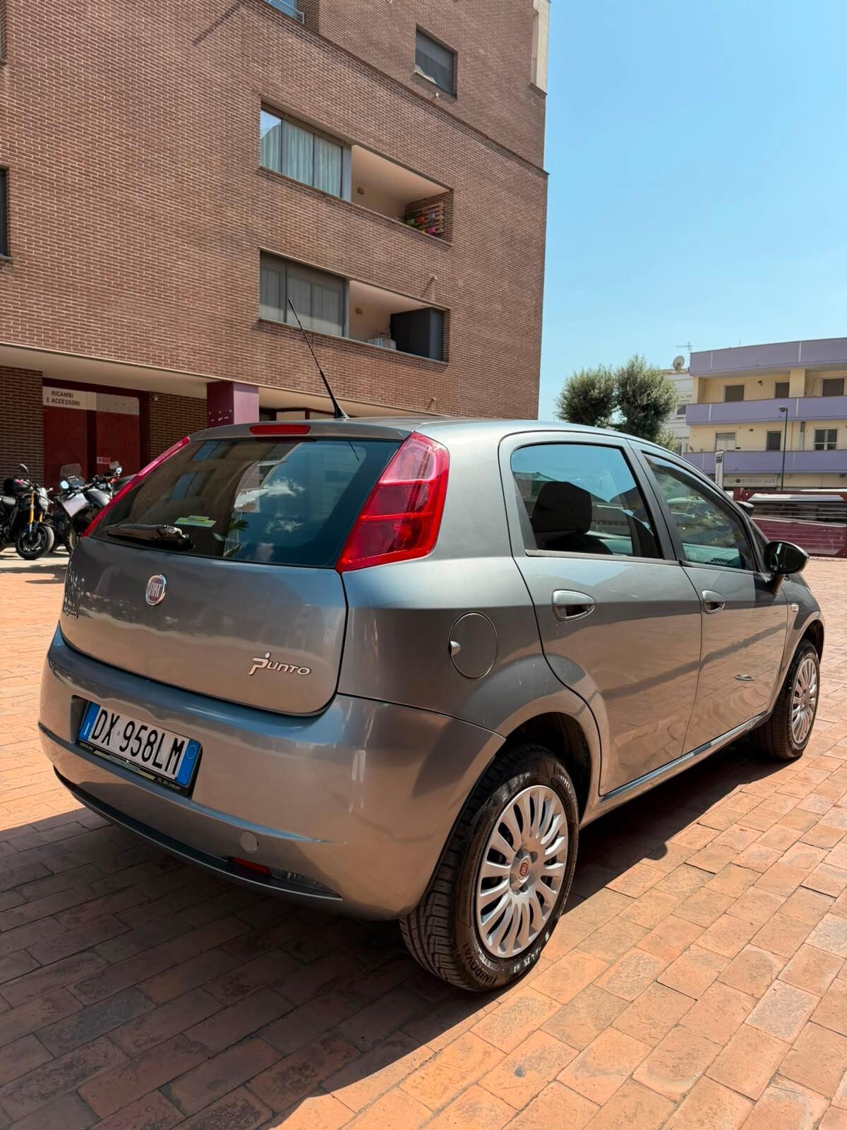 Fiat Grande Punto 1.4 5 porte Dynamic Natural Power