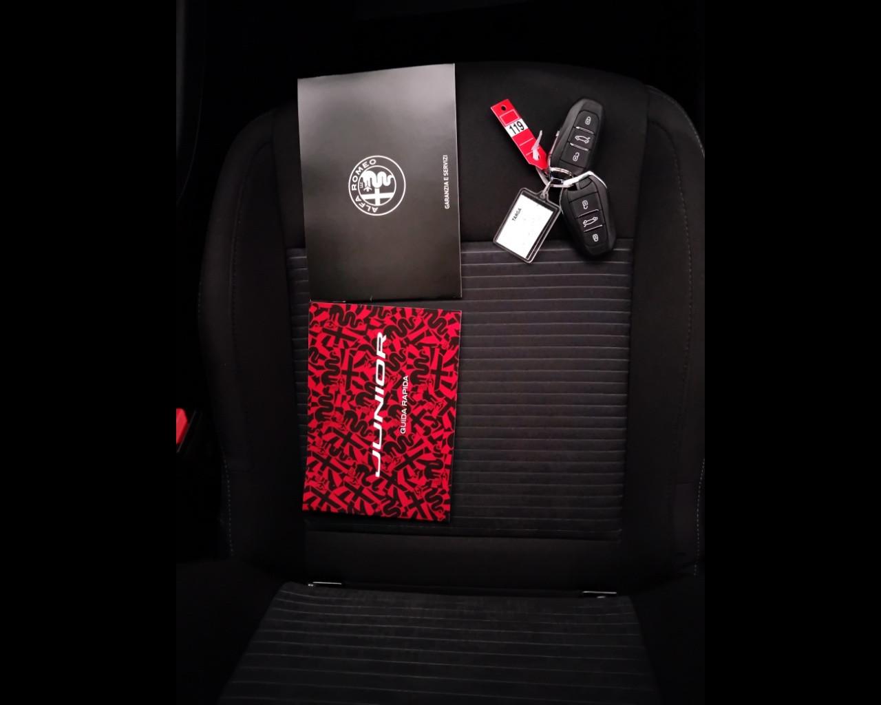 ALFA ROMEO Junior - Junior 1.2 ibrida 145cv edct6