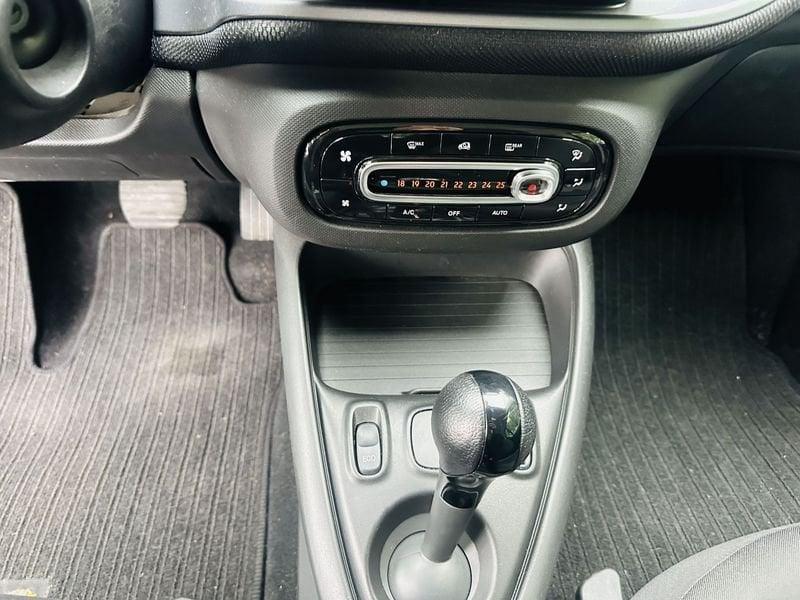 smart fortwo EQ Passion