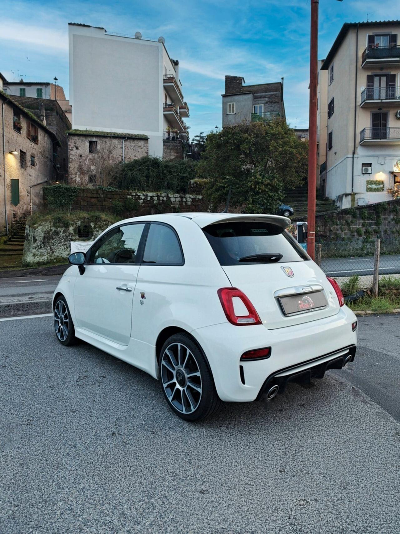 Abarth 595 1.4 Turbo T-Jet 165 CV Turismo