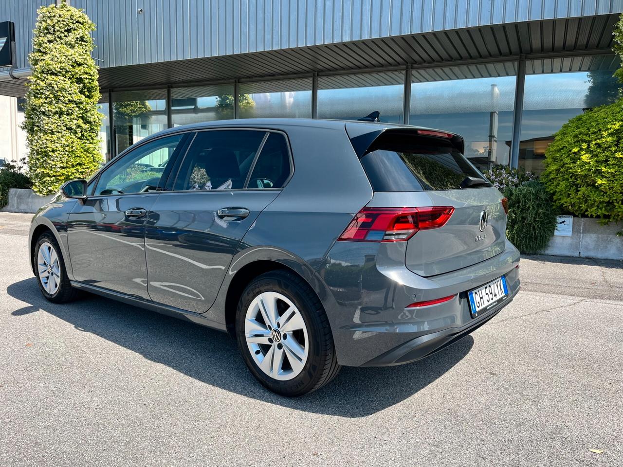 Volkswagen Golf 1.5 TGI DSG Style METANO