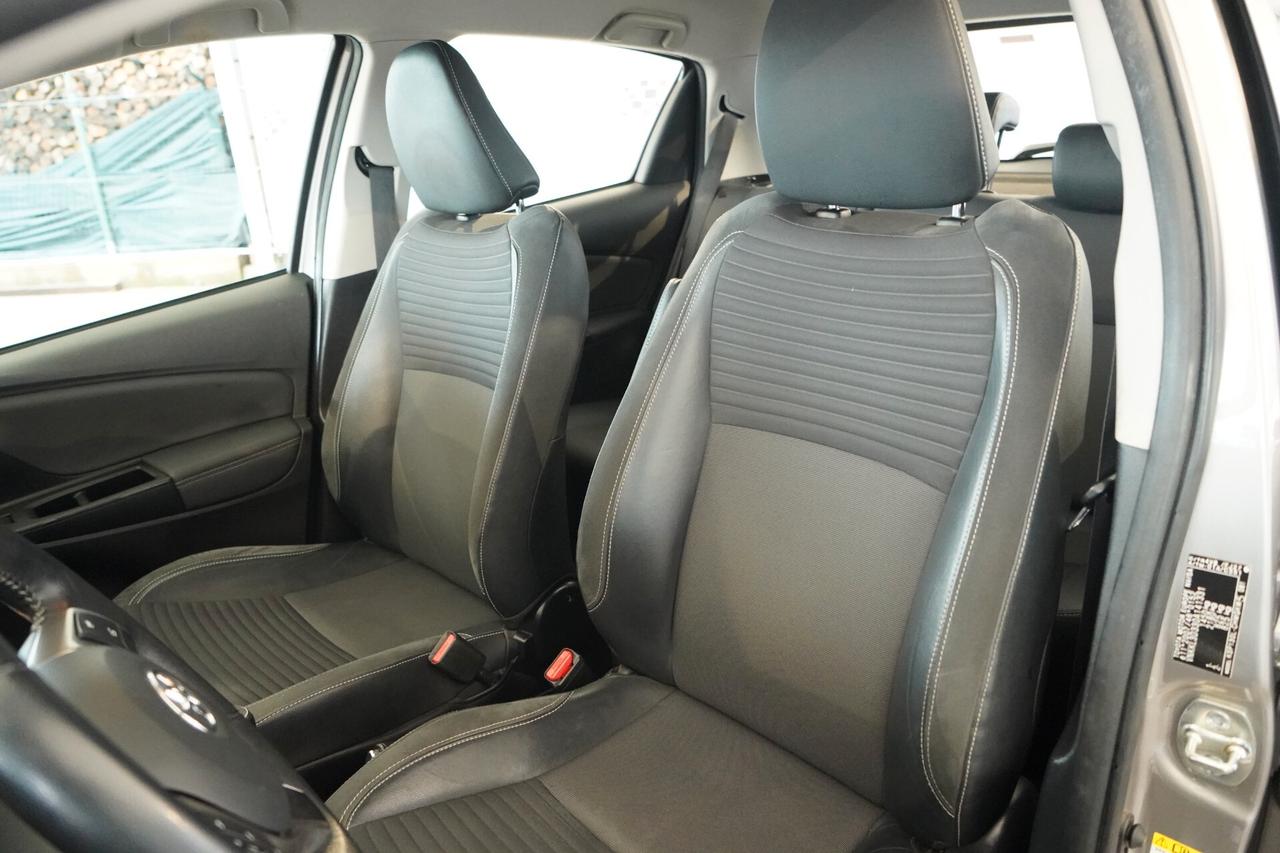 Toyota Yaris 1.0 5 porte Lounge 70 CV