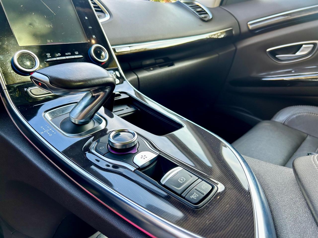 Renault Espace dCi 160CV EDC Energy Initiale Paris 4Control