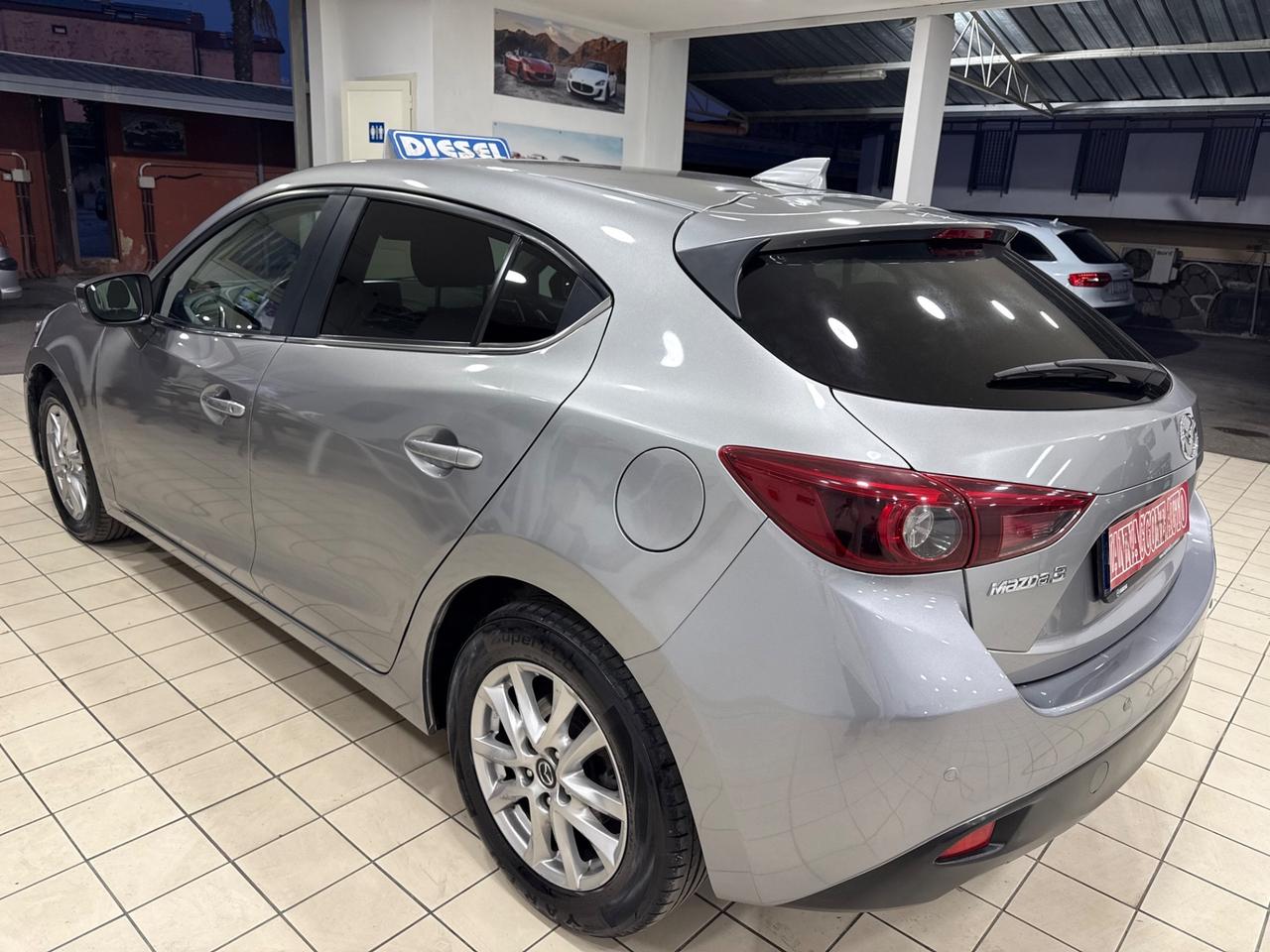 Mazda 3 1.5 2016 full optional nuova