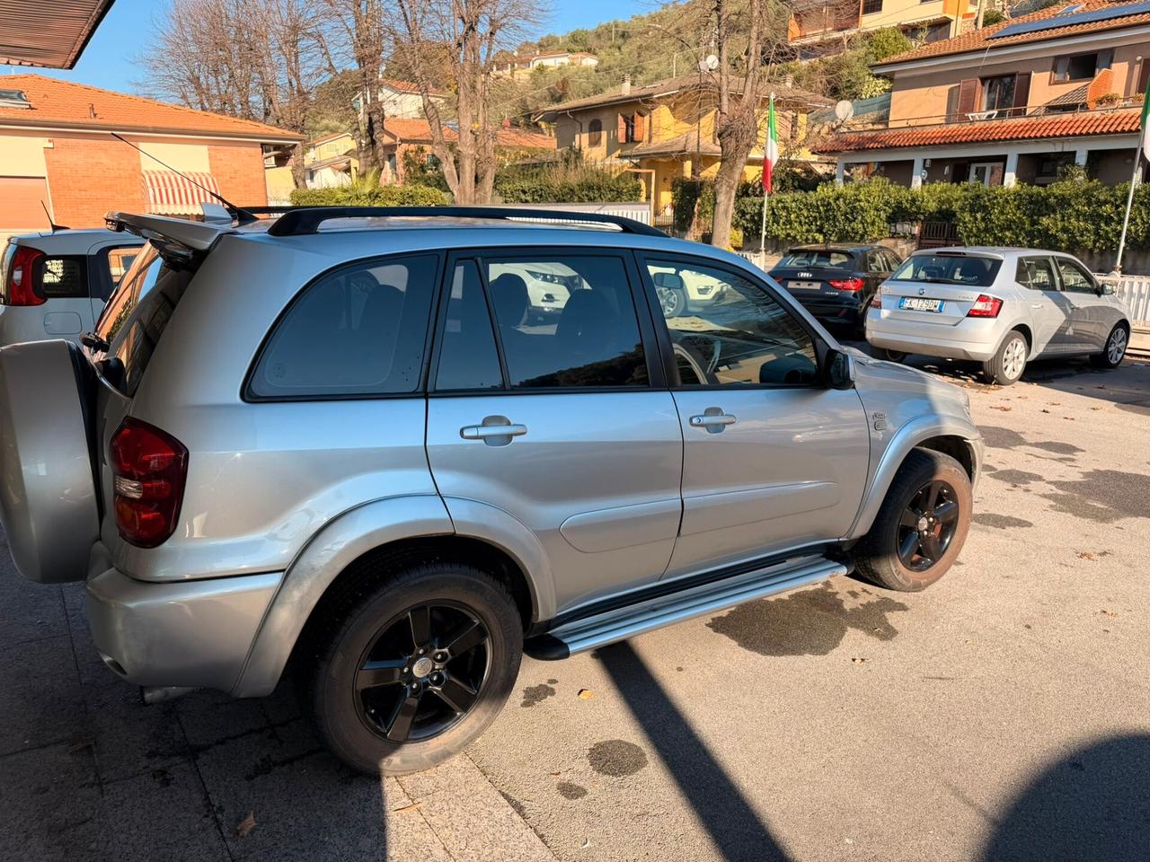 Toyota RAV 4 RAV4.com 2.0 Tdi D-4D cat 5 porte