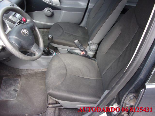 TOYOTA Aygo 1.0 12V VVT-i 5 porte Now Connect
