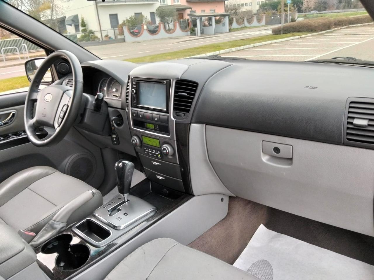 Kia Sorento 2.5 16V CRDI VGT 4WD Automatik*Pelle*Navi