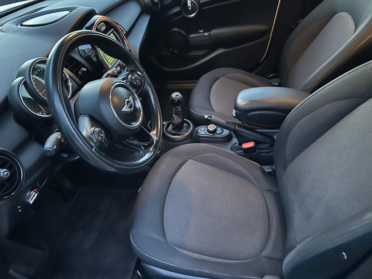 Mini 1.5 Cooper D Business XL
