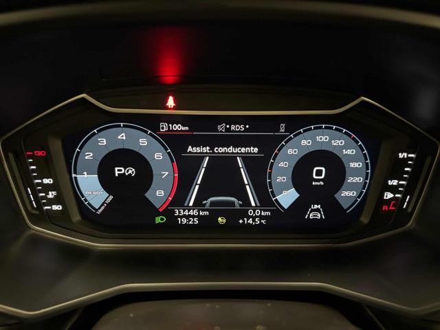 AUDI A1 citycarver 30 TFSI S tronic Admired