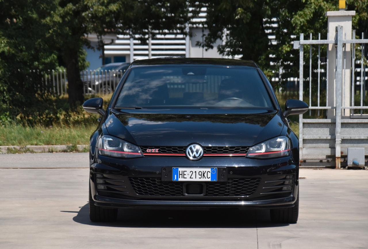 Volkswagen Golf GTI Performance 2.0 TSI DSG 5p. BlueMotion Technology