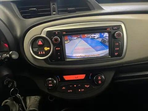 Toyota Yaris 1.0 Lounge | IDEALE NEO PATENTATI | Navi, Telecamera, Cruise Control