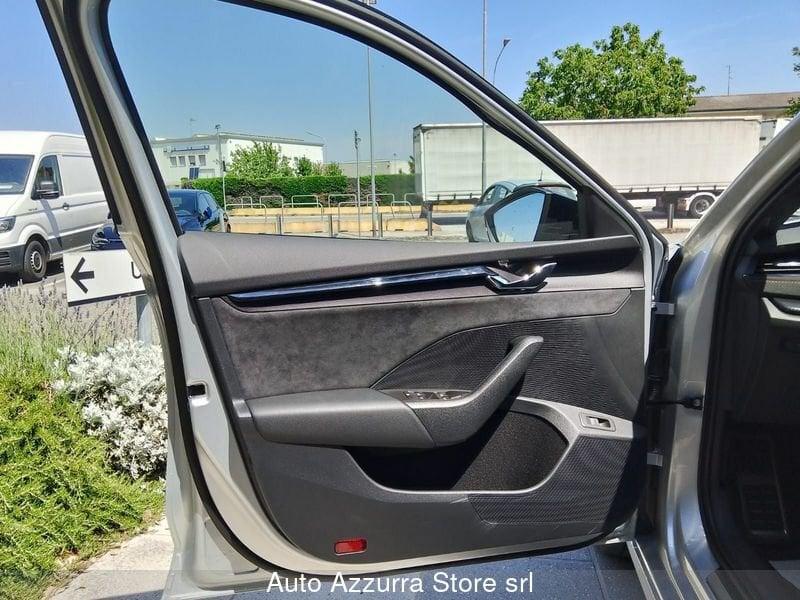 Škoda Octavia RS 2.0 TSI DSG 180kW | IVA, 19", DCC