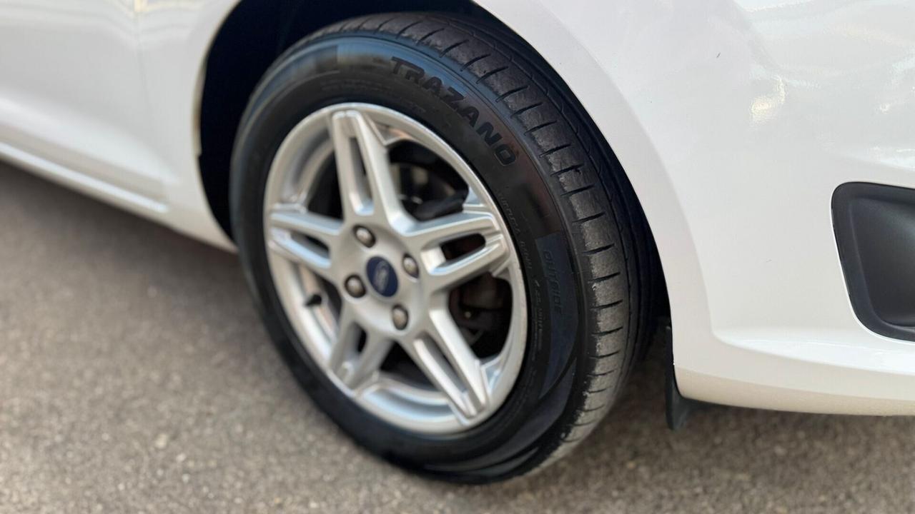 Ford Fiesta 1.5 TDCi 75CV Titanium led keyless