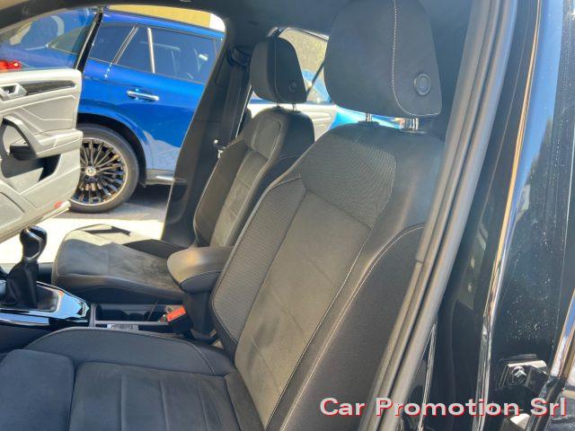 VOLKSWAGEN T-Roc 2.0 TDI SCR R-Line