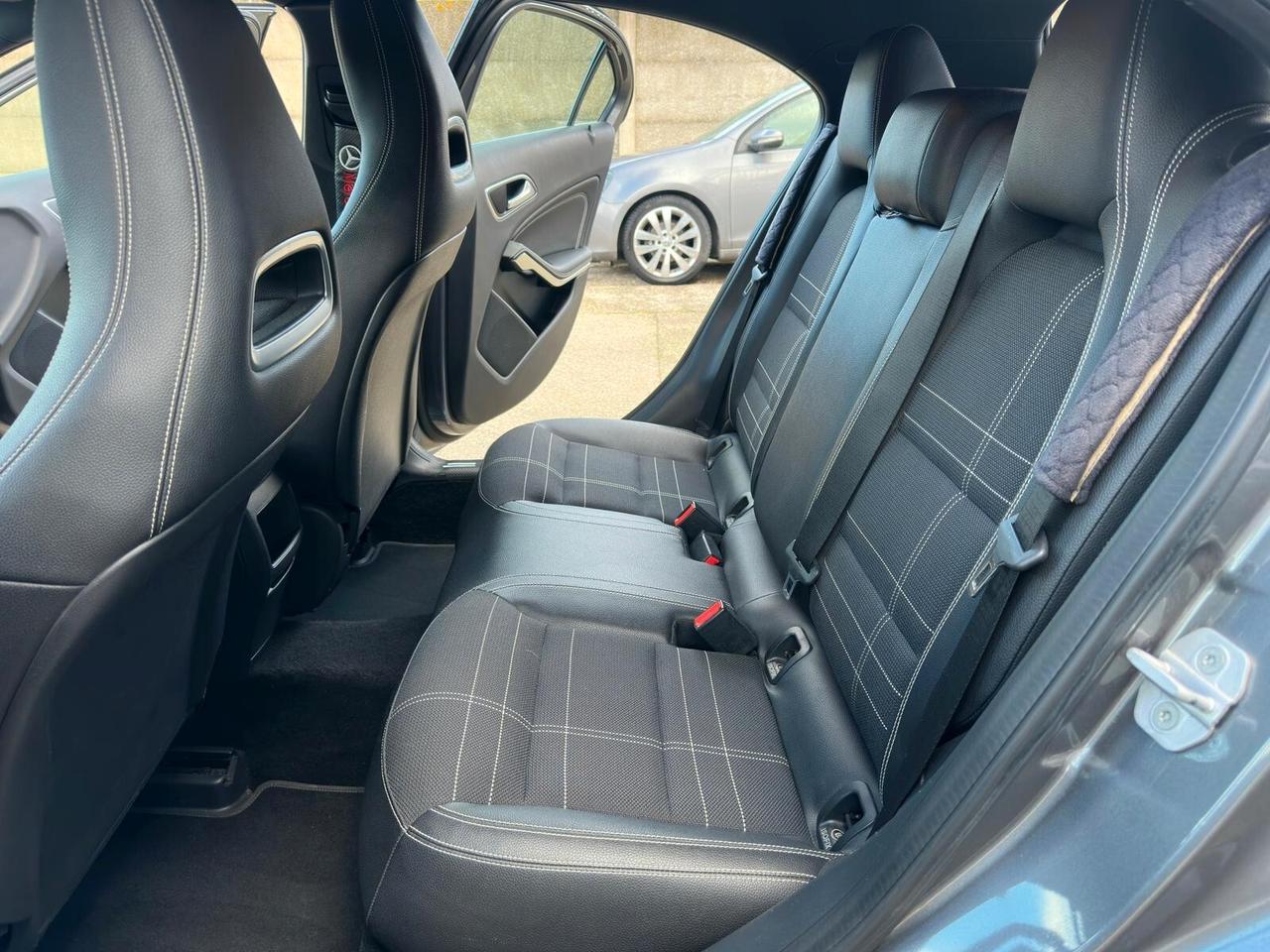 Mercedes-benz A 180 CDI Dark Night Edition