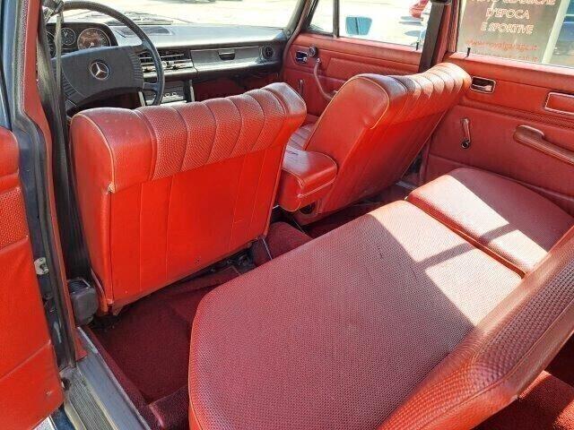 MERCEDES W115 D\8 220D LANG LIMOUSINE -ASI TARGA ORO-