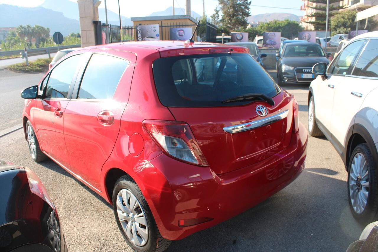 Toyota Yaris 1.4 D-4D DPF 5 porte