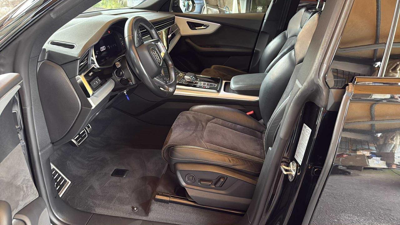 Audi Q8 50 TDI 286 CV quattro S-Line