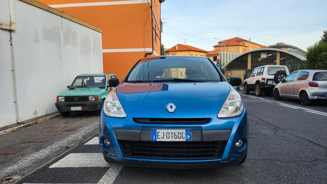 Renault Clio 1.2 16V 3 porte Dynamique