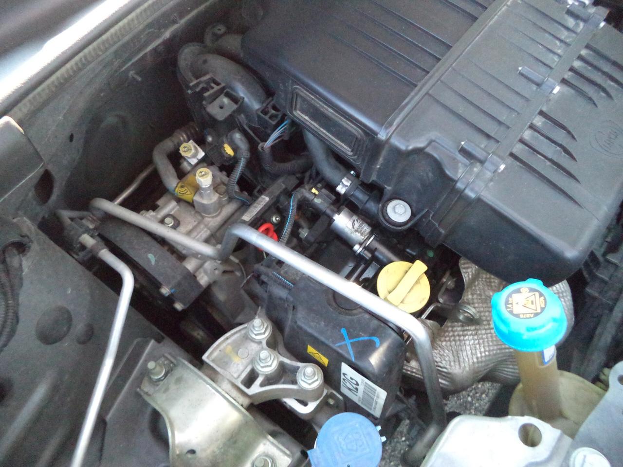 Lancia Ypsilon 1.2 69 CV 5 porte Elefantino Blu OK NEOPATENTATI