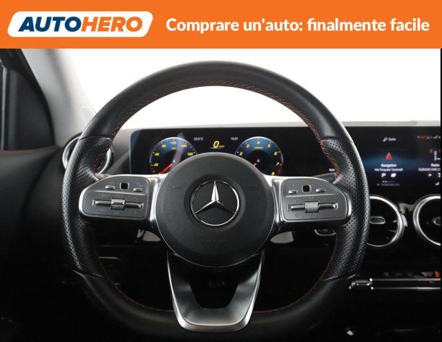 MERCEDES-BENZ GLA 200 Automatic 4Matic Premium
