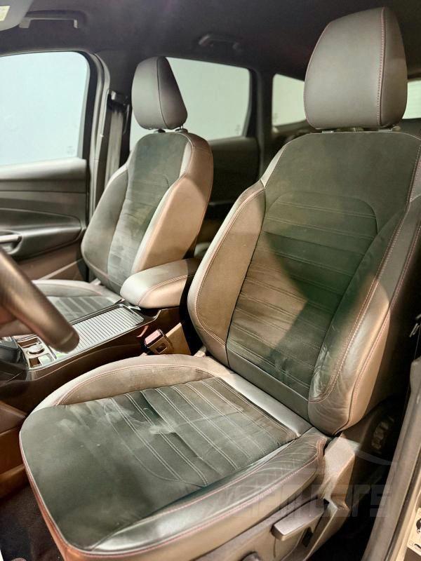 Ford Kuga 2.0 tdci ST-Line s&s awd 150cv powershift my19.25