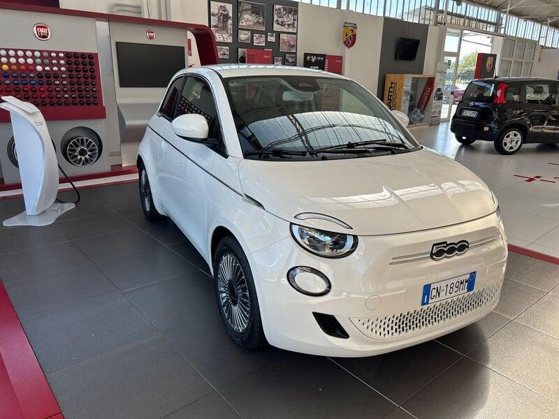 FIAT 500e LA NUOVA 500 My23 320 Berlina