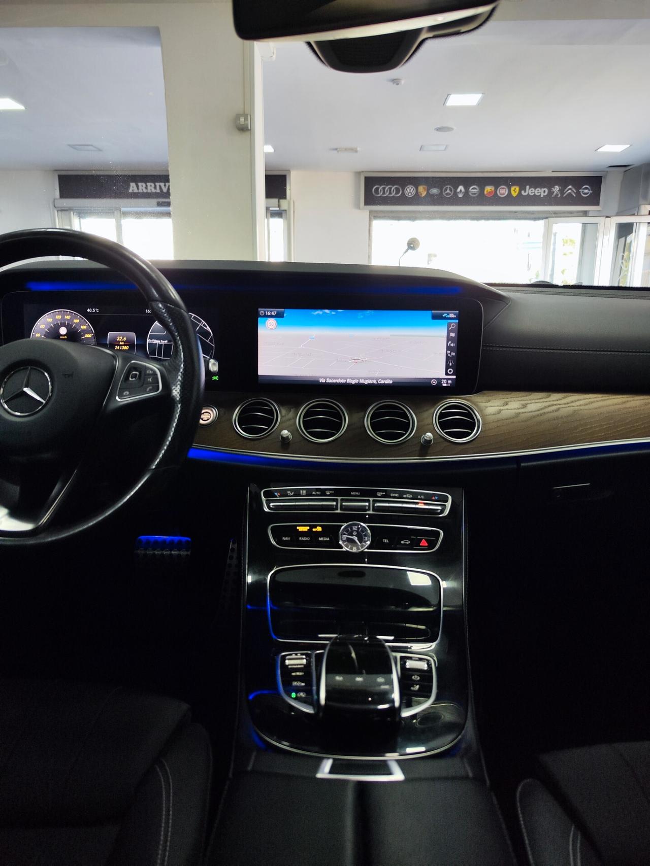 Mercedes-benz Classe E 220 d Premium Plus TETTO LED