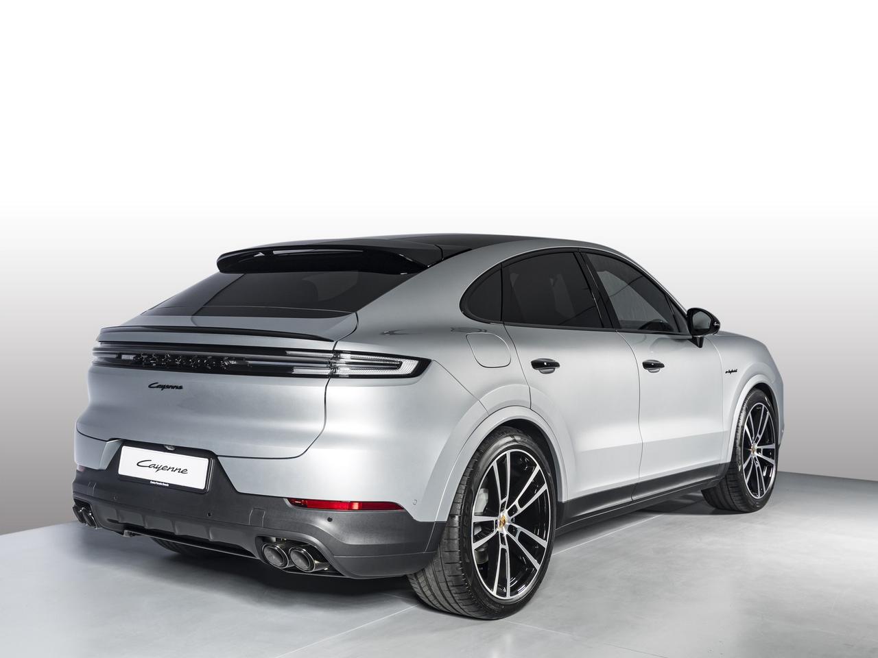 E-Hybrid Coupé