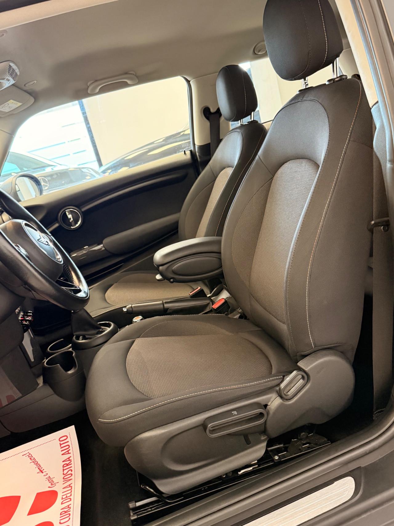 MINI One 1,2 102CV NEOPATENTATI