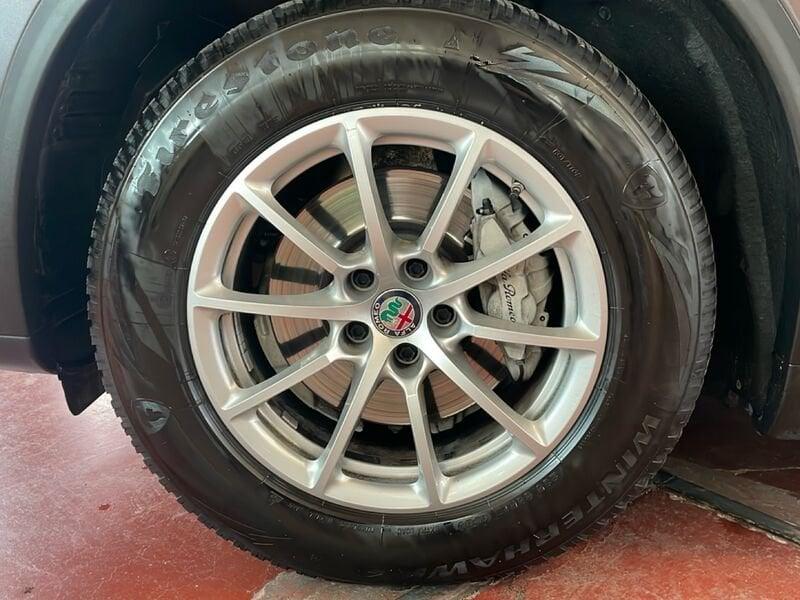 Alfa Romeo Stelvio 2.2 Turbo Diesel 190CV AT8 Q4 Business