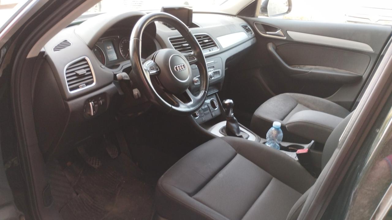 Audi Q3 2.0 TDI 120 CV Business