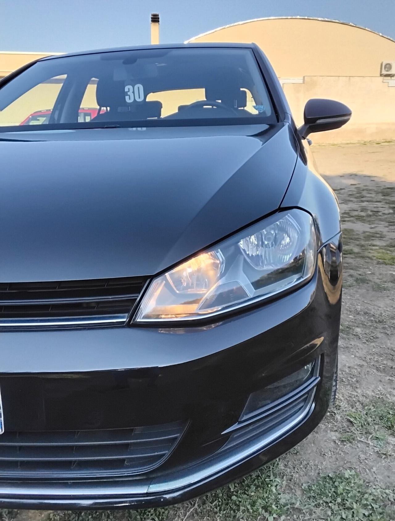 Volkswagen Golf 1.6 TDI DPF 5p. Highline