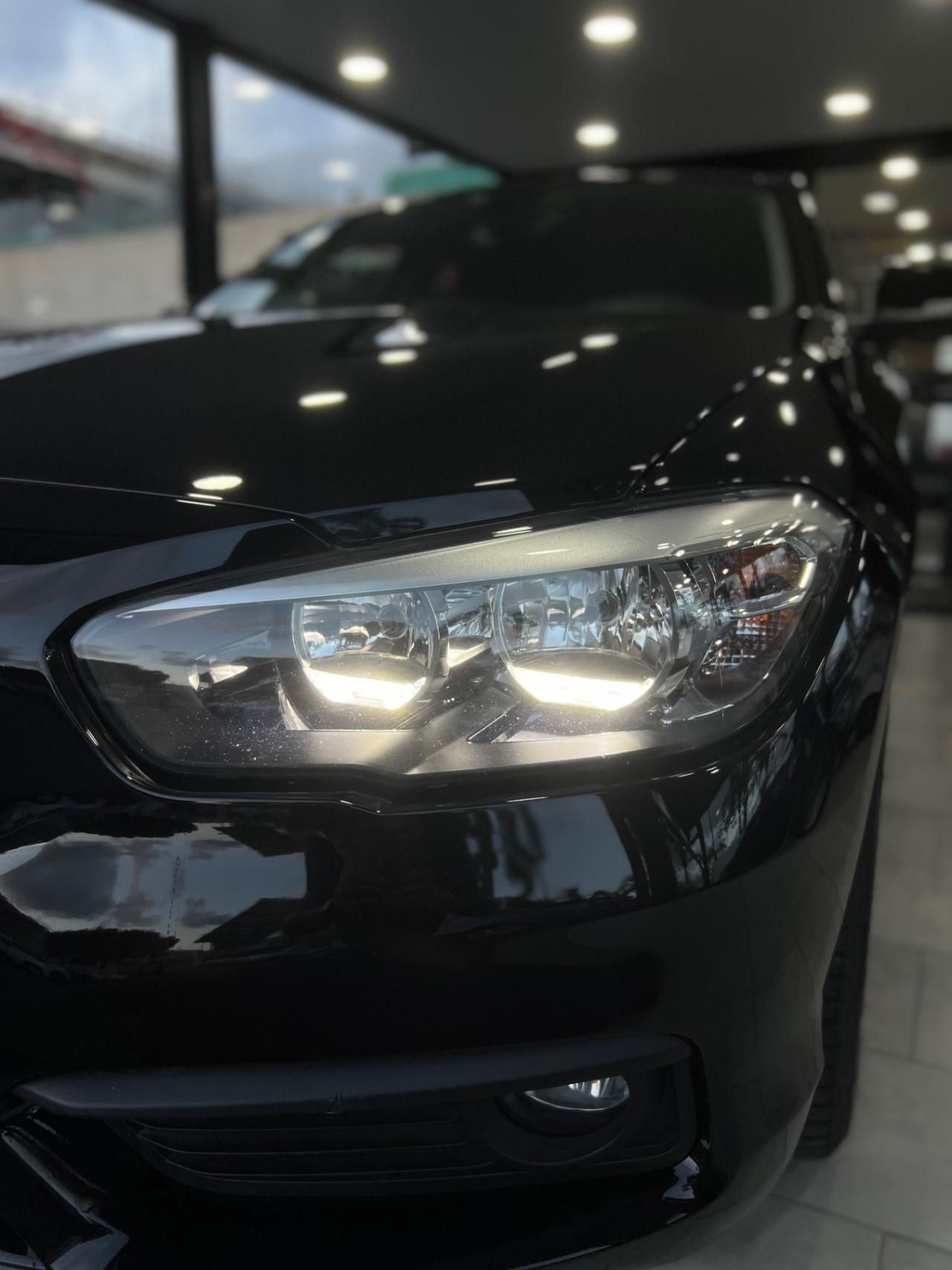 Bmw serie 1 116d SOLO 64.000KM - 2019