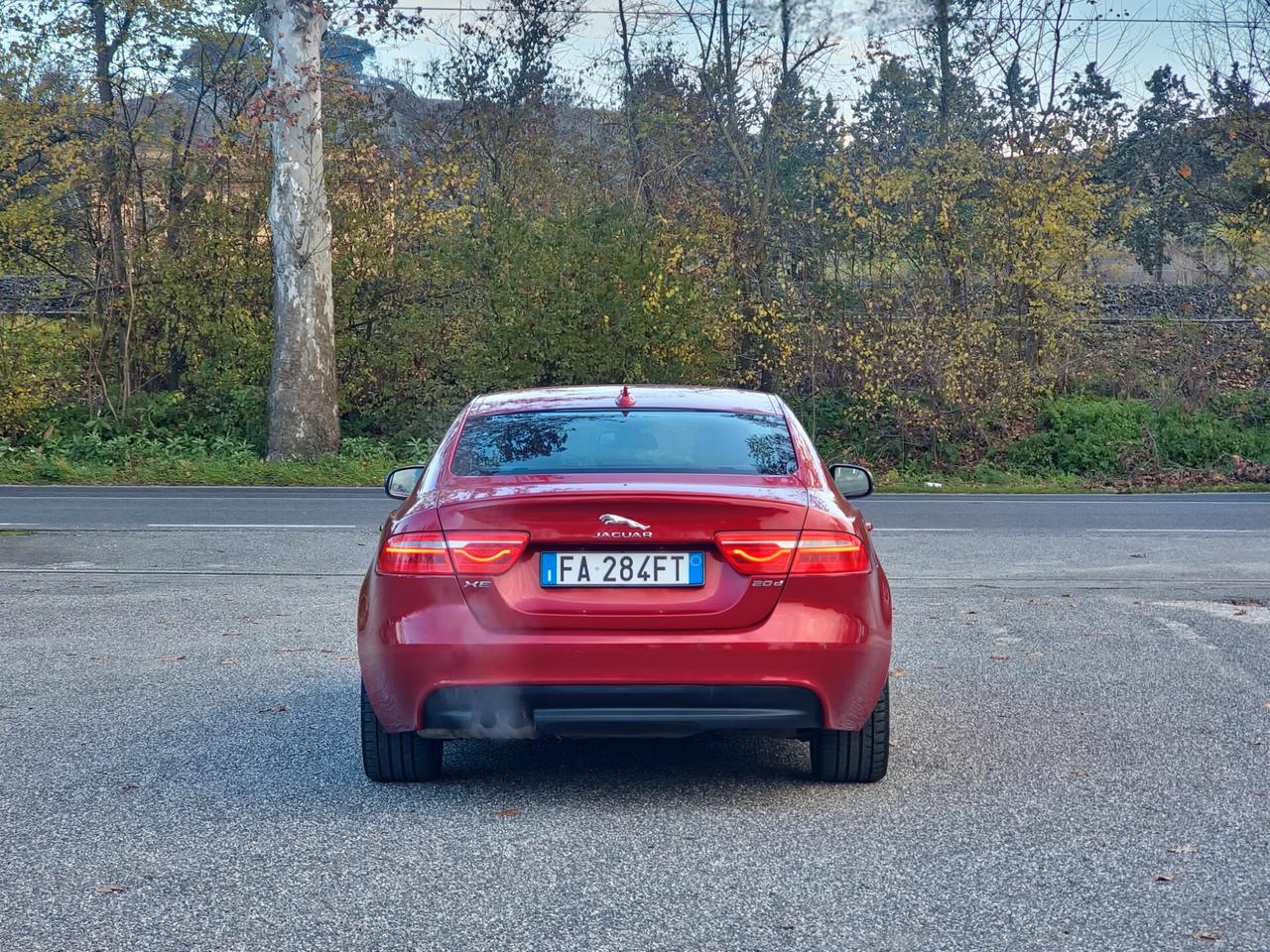 Jaguar XE 2.0 D Turbo aut. Portfolio 2015-E6 AUT 180CV