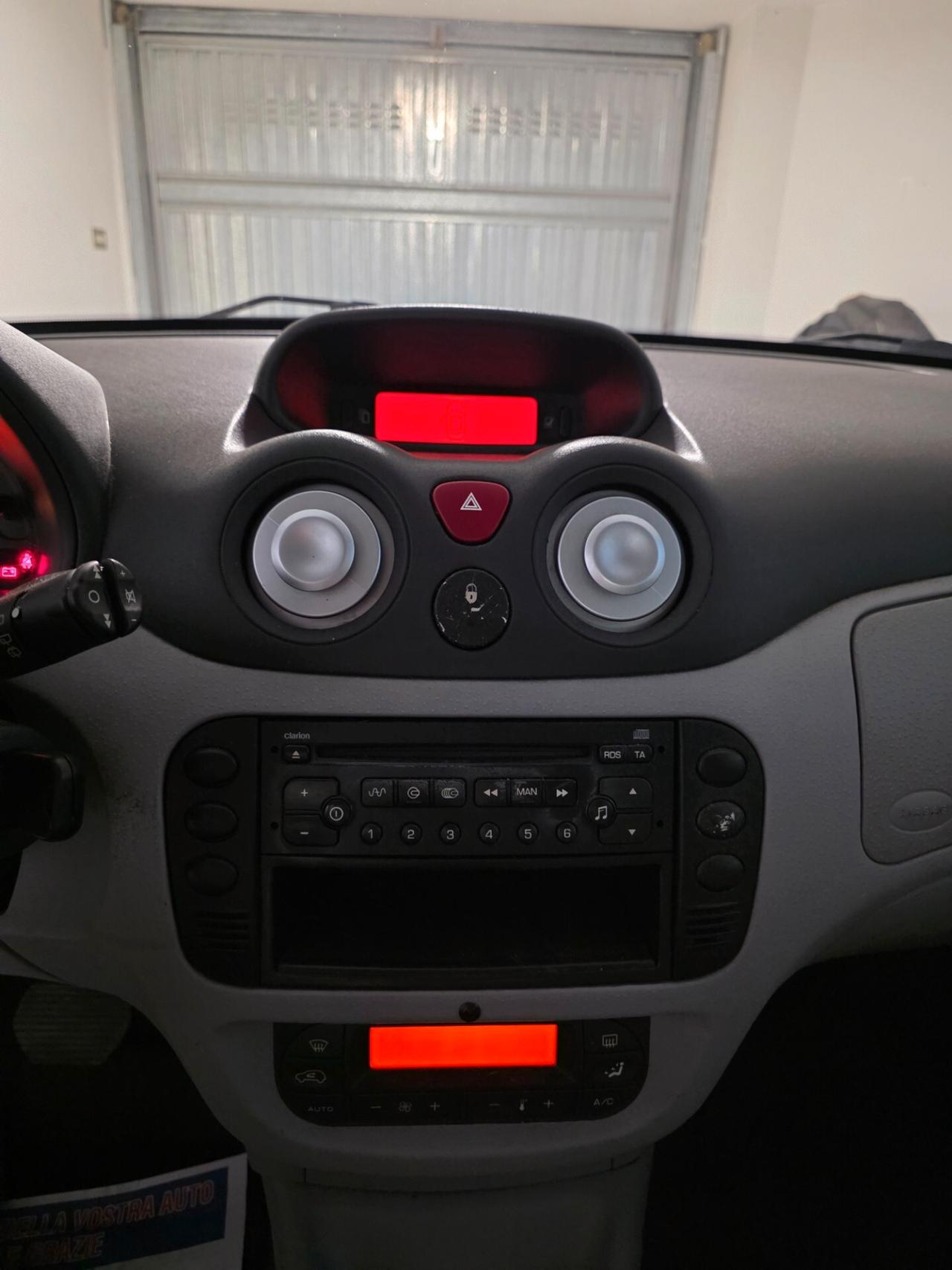 Citroen C3 1.4 HDi 70CV Exclusive