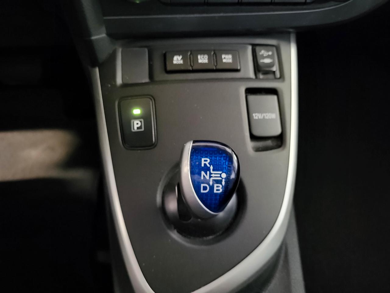Toyota Auris 1.8 Hybrid 5 porte UNICO PROPRIETARIO!!PREZZO REALE!!GARANZIA 12 MESI!!